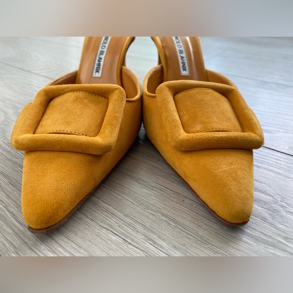 Manolo Blahnik Maysale 70 - Picture 3 of 7